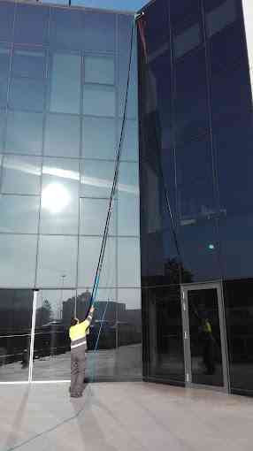 Limpiezas Industriales (Grupo Fundación Ramon Noguera).jpg