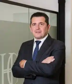 Hinojosa Abogados.jpg