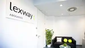 Lexway Abogados.jpg