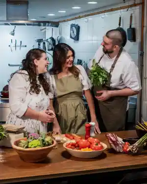 Food & Fun - Cursos de cocina en Valencia - Curso Paella en Valencia - Team Building en Valencia - Eventos empresa.jpg