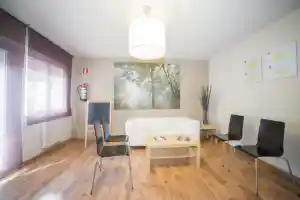 Cenit Psicólogos | Centro de psicología en Moratalaz. Psicología infantil, adultos y pareja.jpg