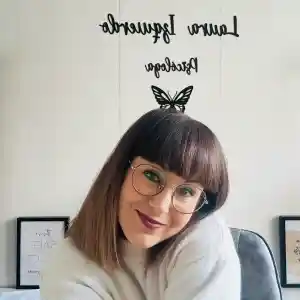 Laura Izquierdo Psicóloga.jpg